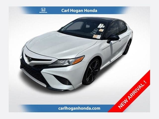 2020 Toyota Camry XSE V6 — photo 1 of 11