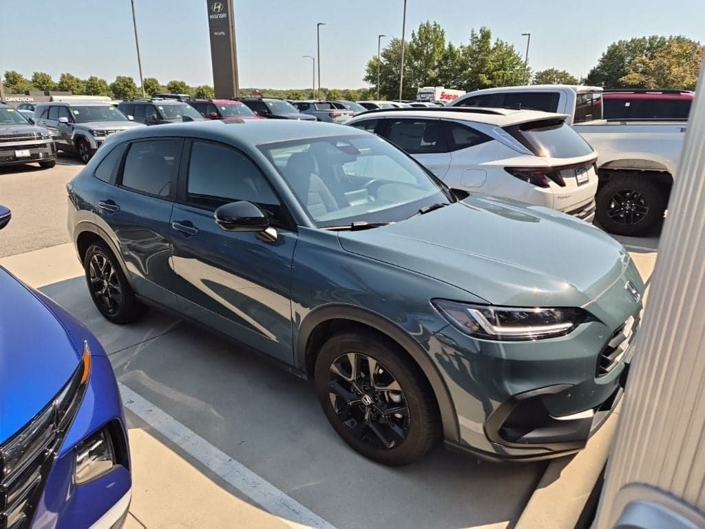 2024 Honda HR-V Sport — photo 1 of 7