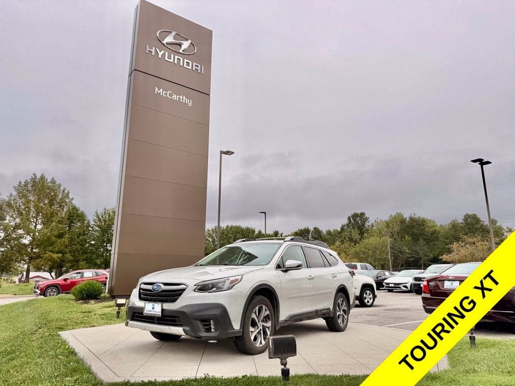 2021 Subaru Outback Touring XT — photo 1 of 5
