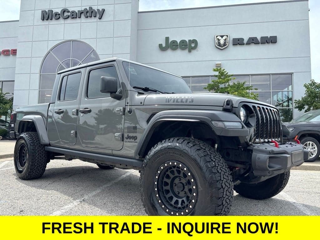 2021 Jeep Gladiator Willys 4x4 — photo 1 of 6