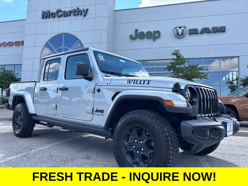 2023 Jeep Gladiator Willys — photo 1 of 45