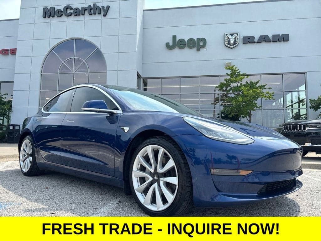 2019 Tesla Model 3 Long Range — photo 1 of 43