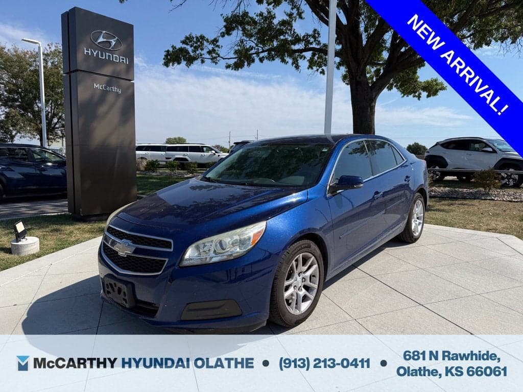 2013 Chevrolet Malibu LT — photo 1 of 13