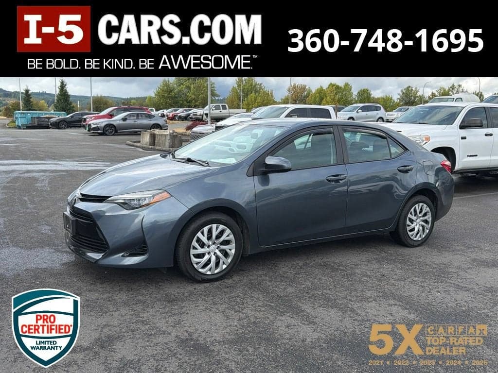 2018 Toyota Corolla LE — photo 1 of 7
