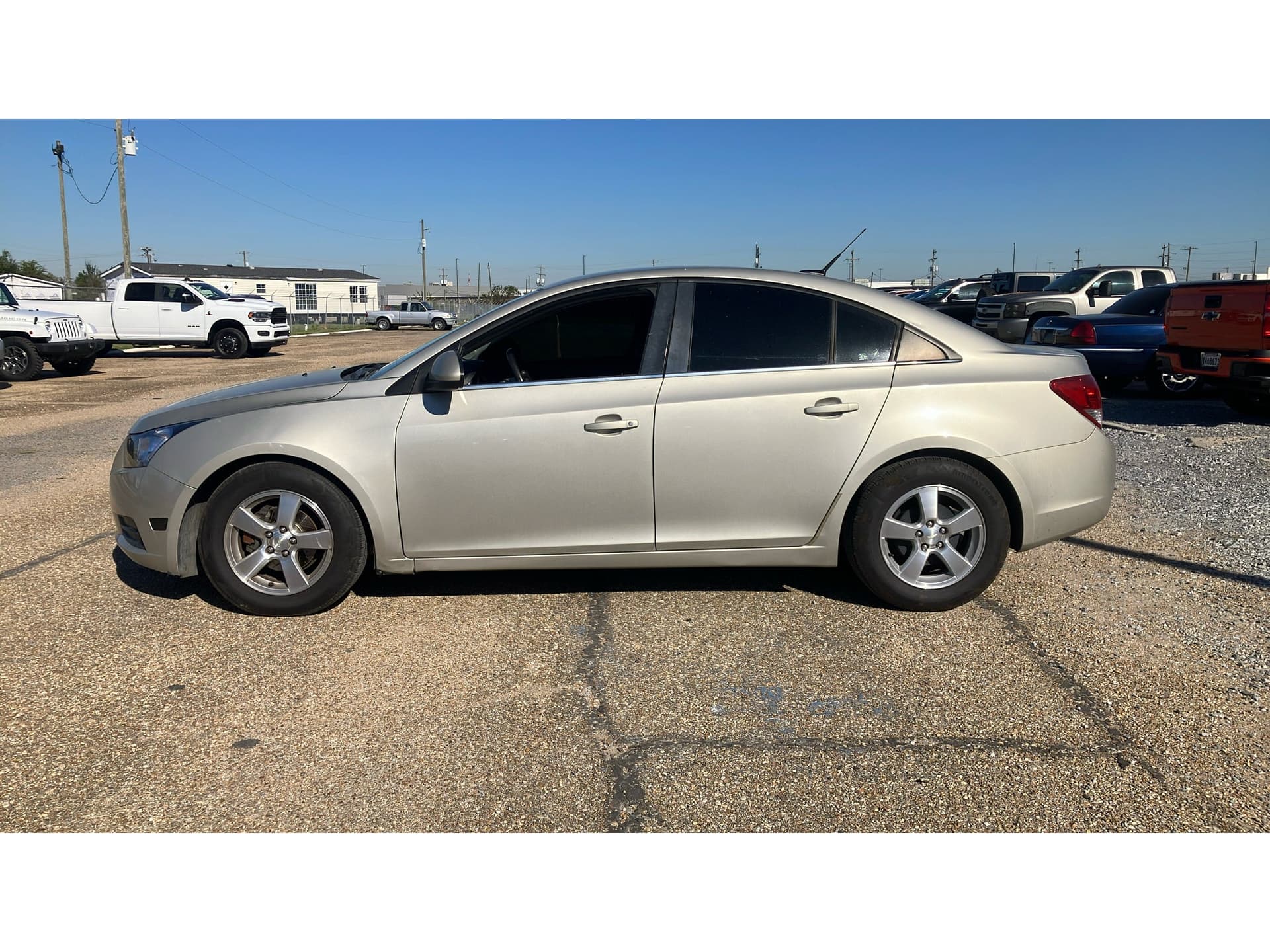 2014 Chevrolet Cruze 1LT — photo 1 of 5