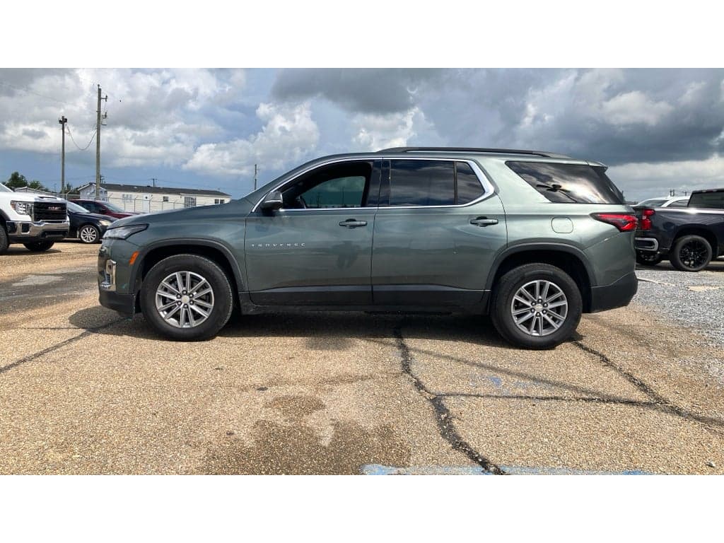 2022 Chevrolet Traverse LT Cloth — photo 1 of 5