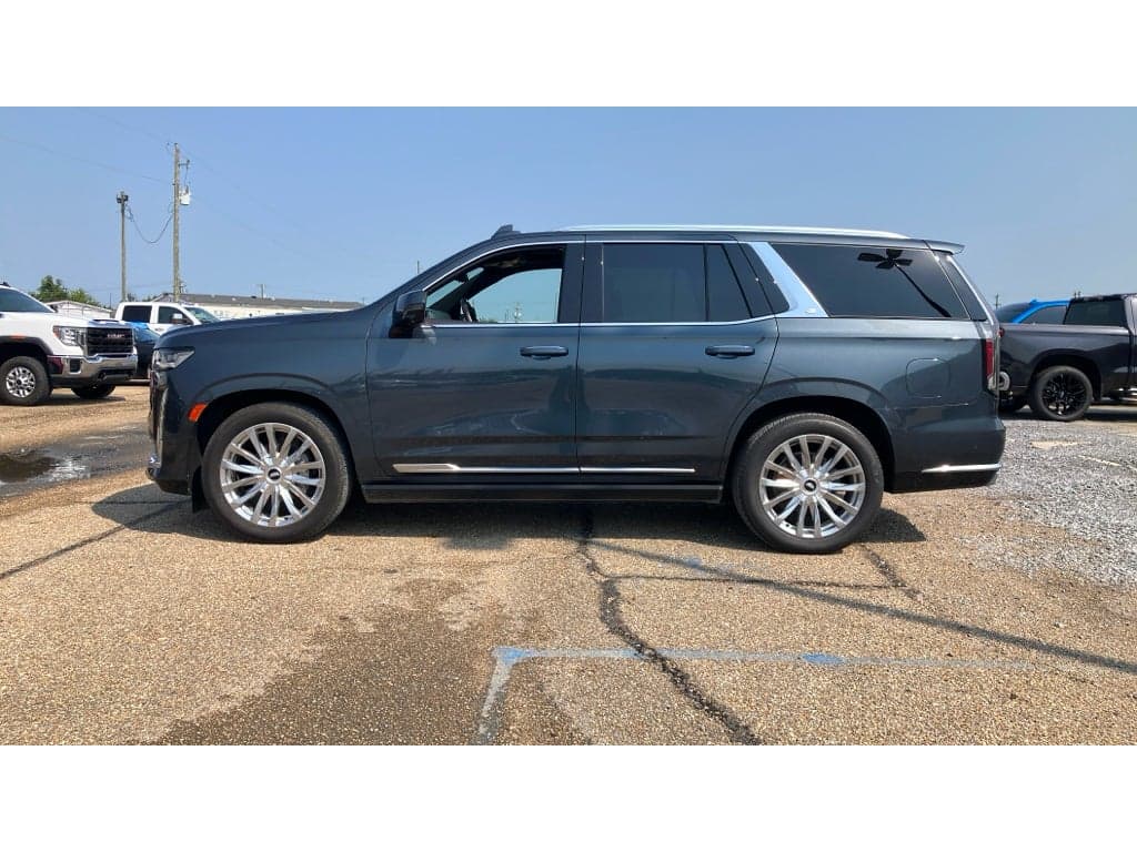 2021 Cadillac Escalade Premium Luxury — photo 1 of 5