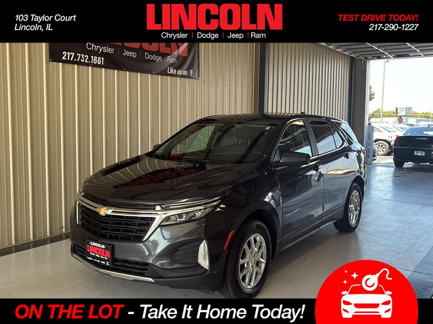 2022 Chevrolet Equinox LT — photo 1 of 15