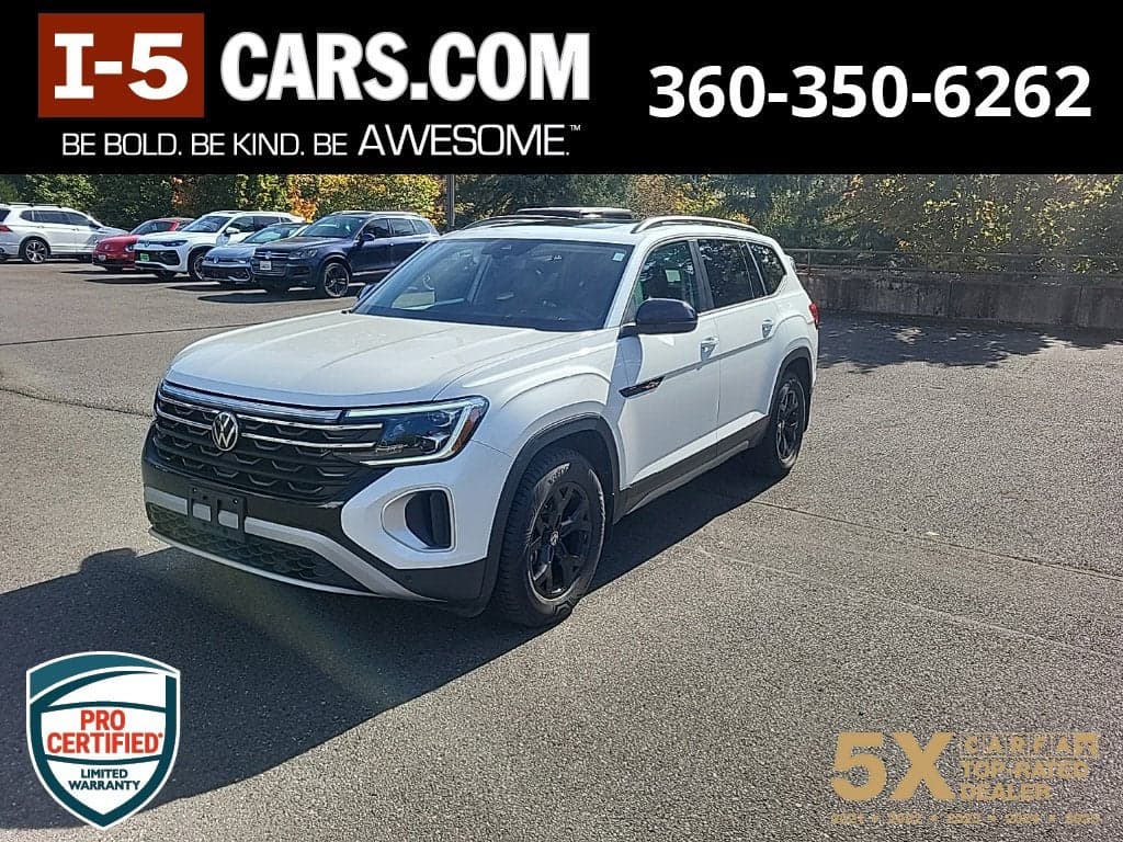 2024 Volkswagen Atlas 2.0T Peak Edition SEL — photo 1 of 5