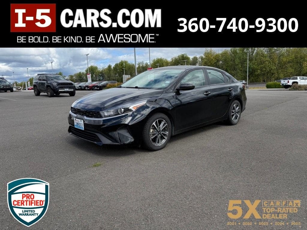 2024 Kia Forte LXS — photo 1 of 7