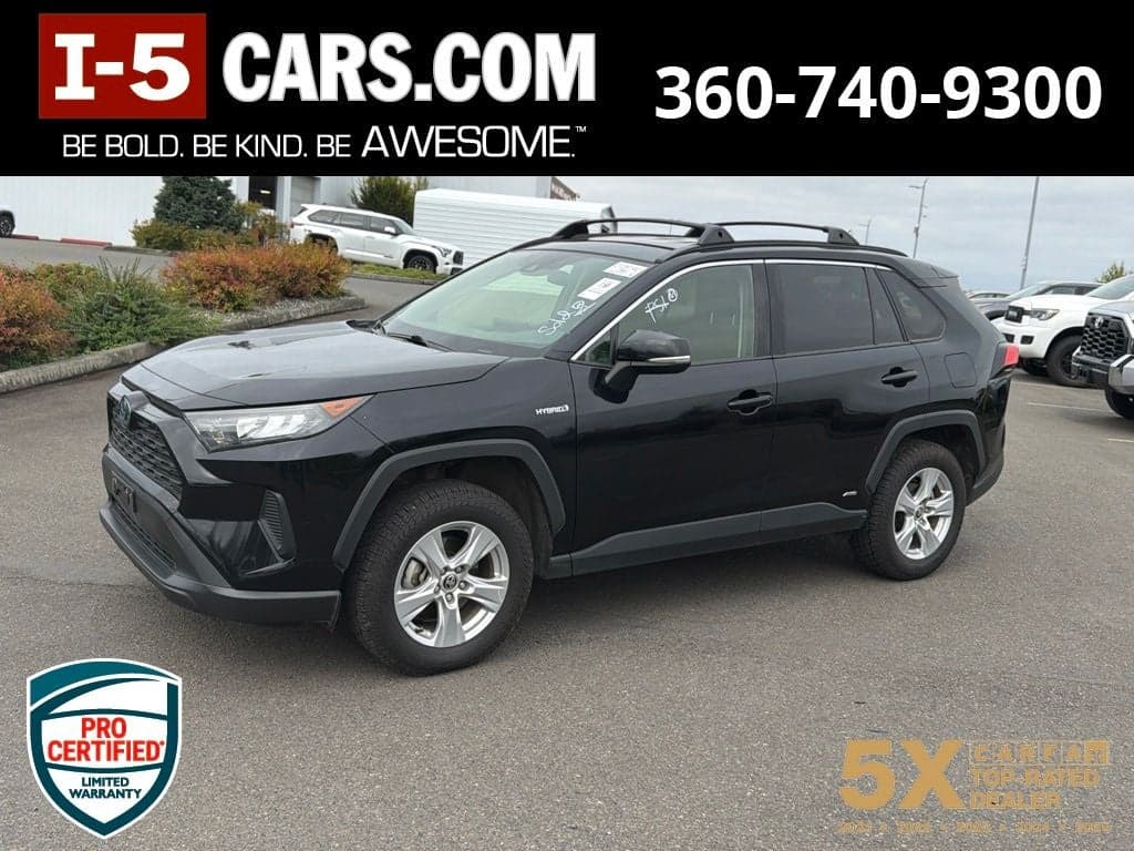 2021 Toyota RAV4 Hybrid LE — photo 1 of 8