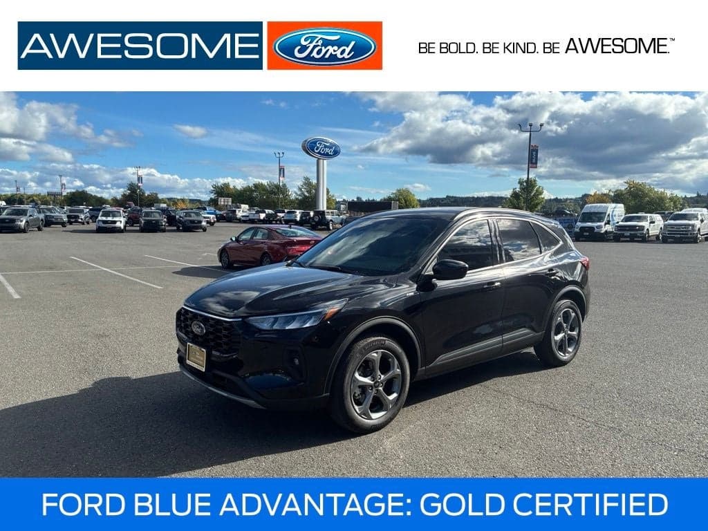 2025 Ford Escape Hybrid ST-Line Select — photo 1 of 9
