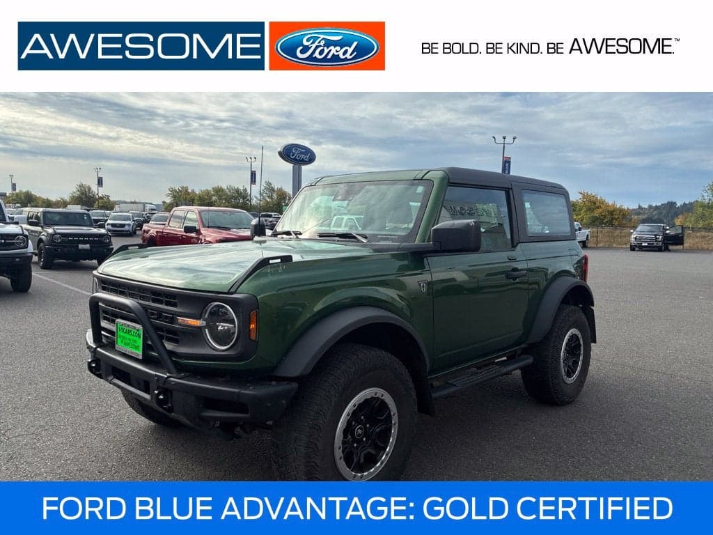2022 Ford Bronco Base — photo 1 of 12