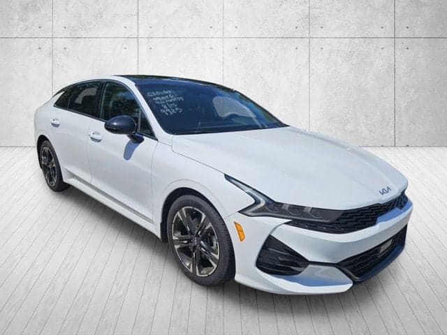 2024 Kia K5 GT-Line — photo 1 of 23