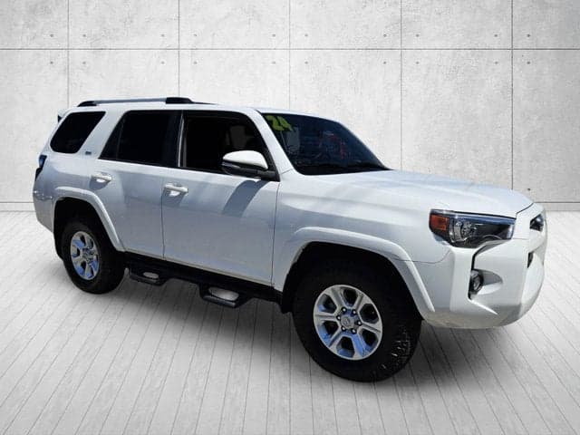 2024 Toyota 4Runner SR5 Premium — photo 1 of 46