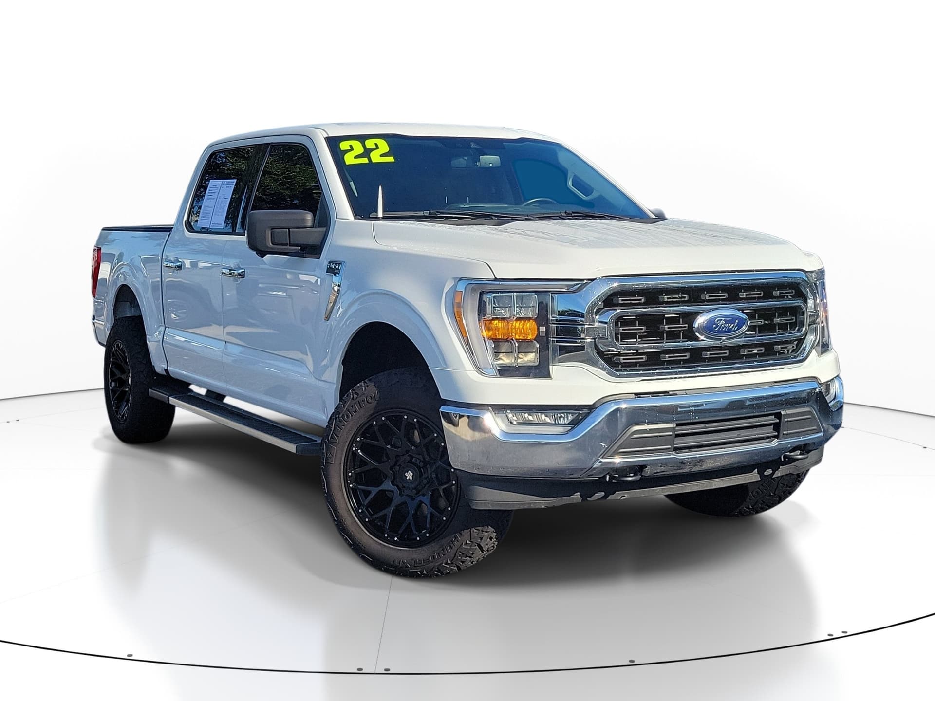 2022 Ford F-150 XLT — photo 1 of 42