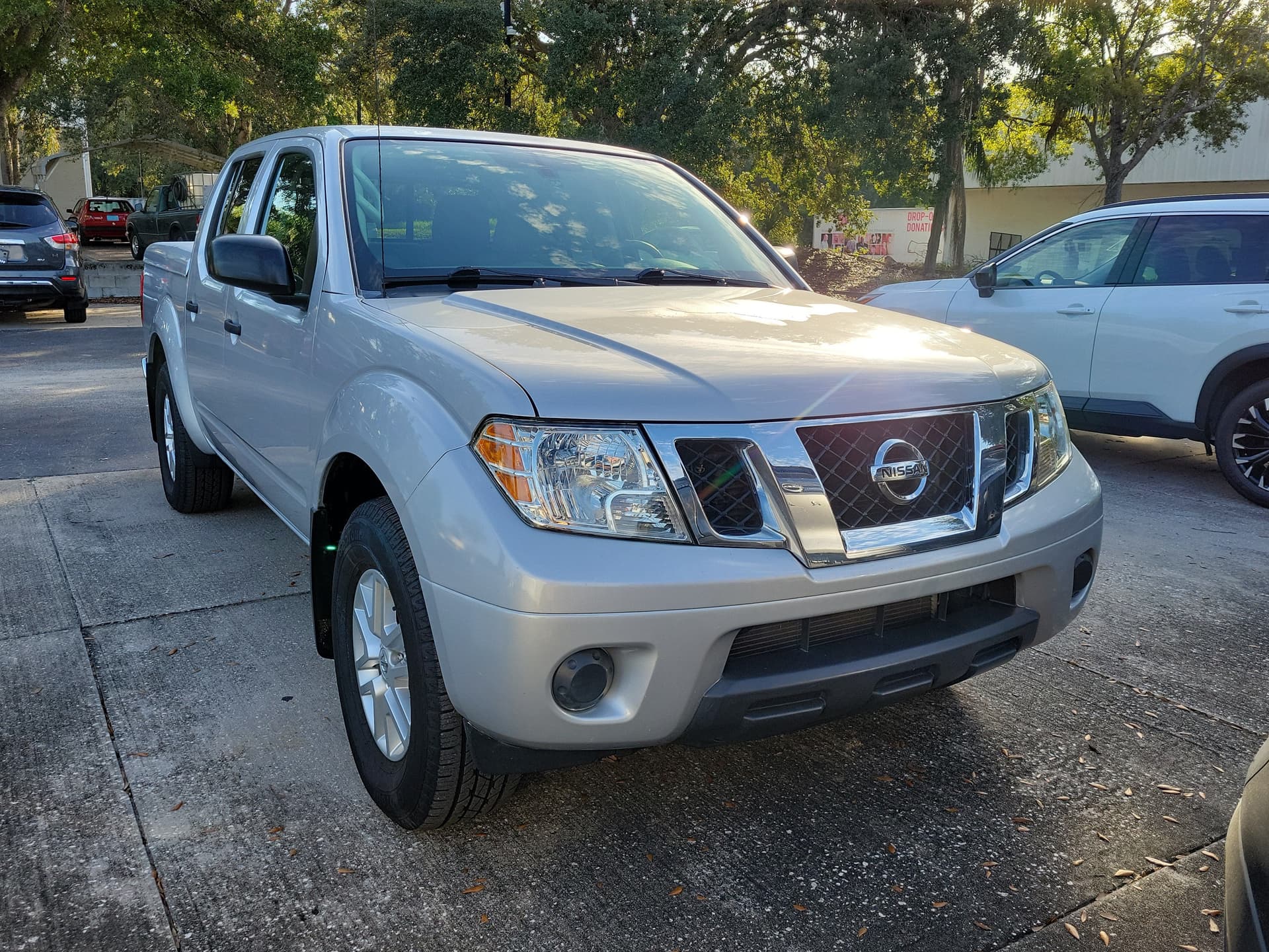 2019 Nissan Frontier SV — photo 1 of 20