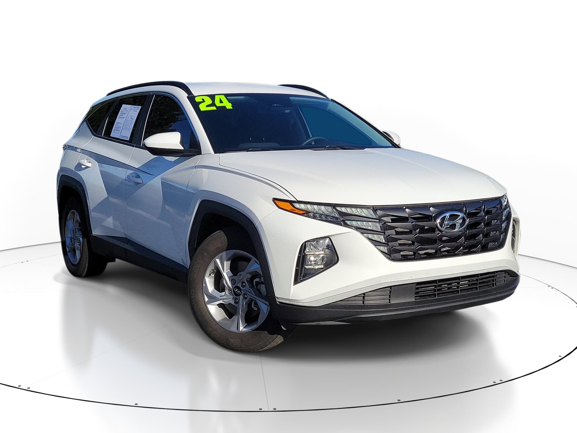 2024 Hyundai Tucson SEL — photo 1 of 5