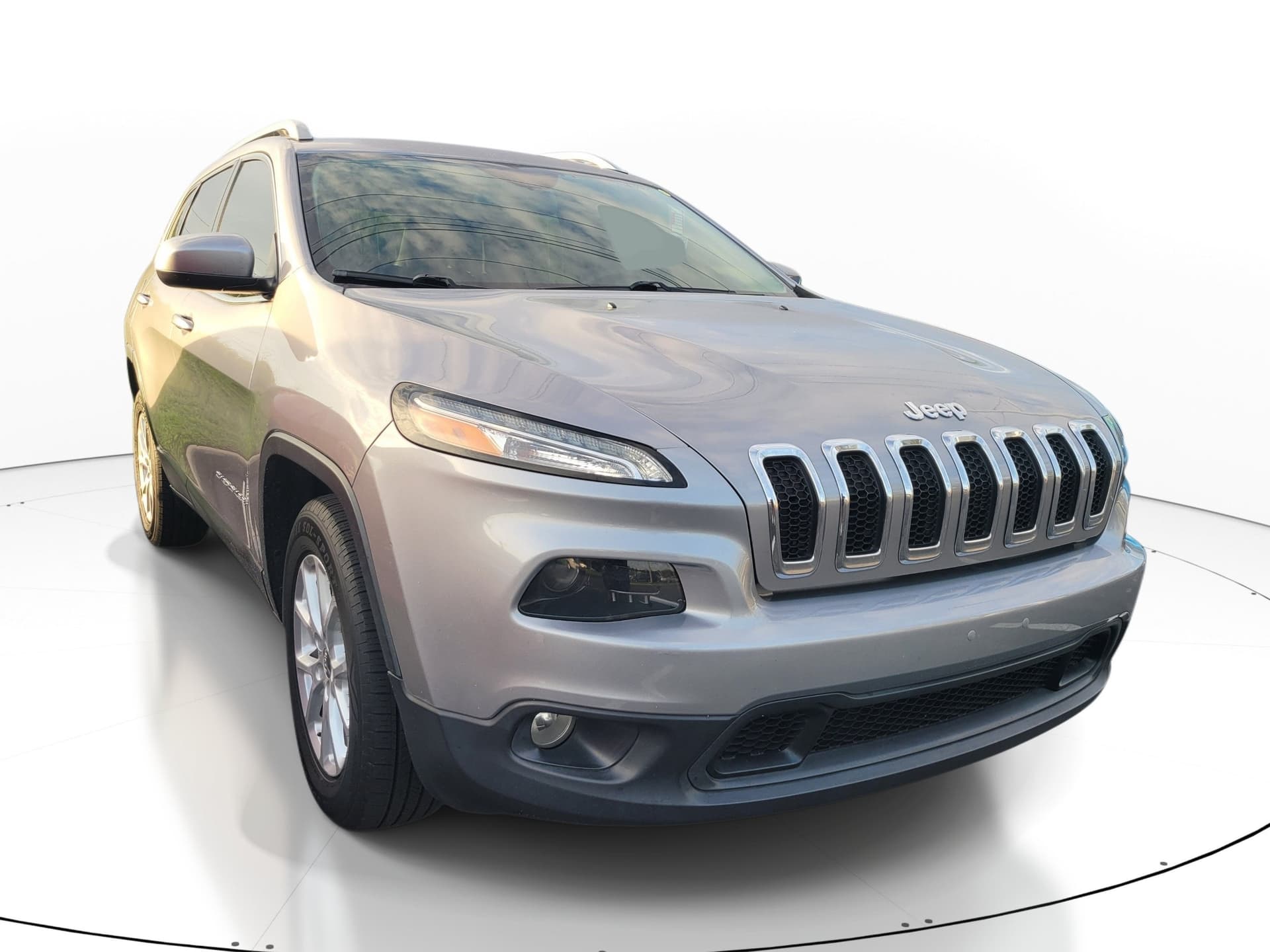 2017 Jeep Cherokee Latitude — photo 1 of 21