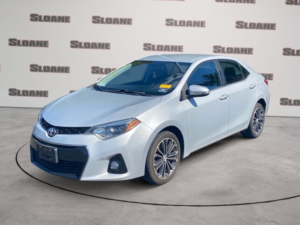 2015 Toyota Corolla S Plus — photo 1 of 5
