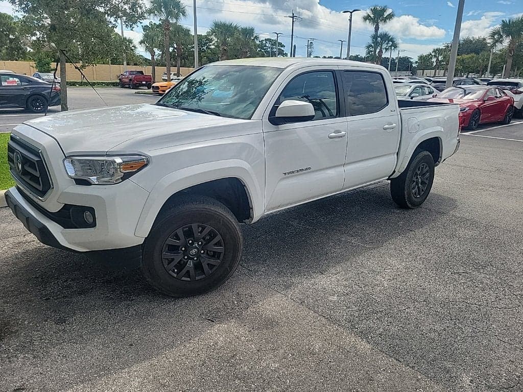 2023 Toyota Tacoma 2WD Base — photo 1 of 16