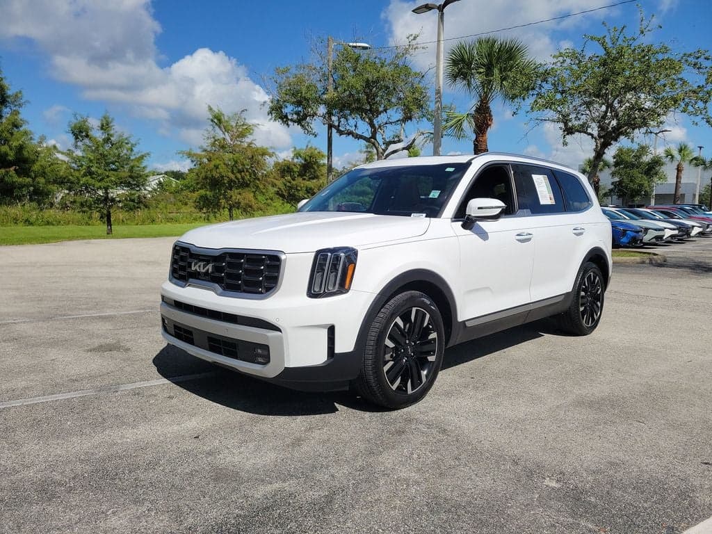 2025 Kia Telluride SX — photo 1 of 34