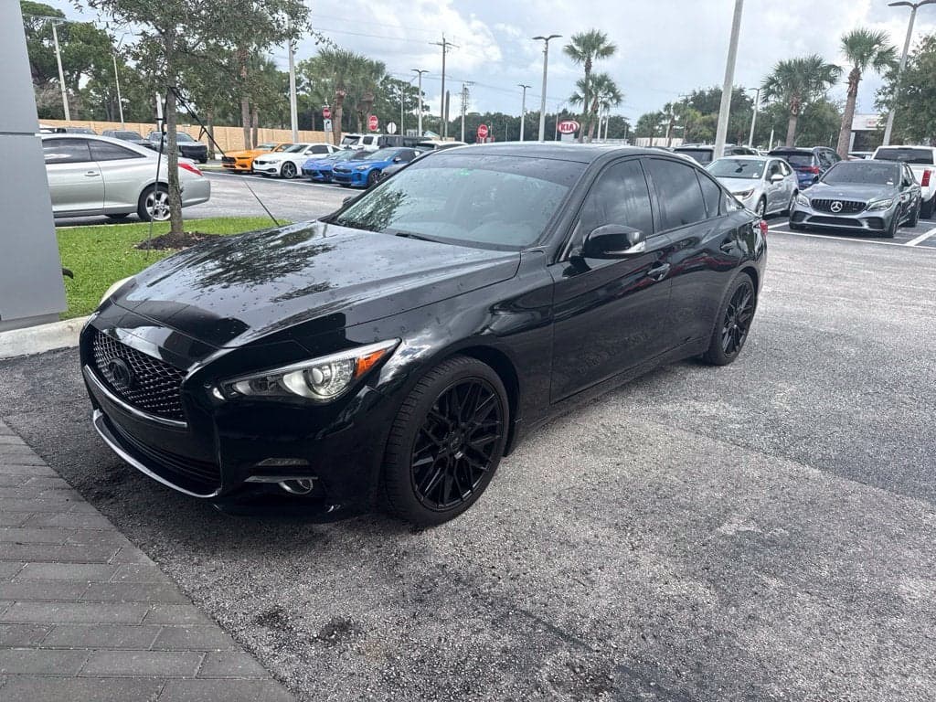 2017 INFINITI Q50 3.0t Signature Edition — photo 1 of 5