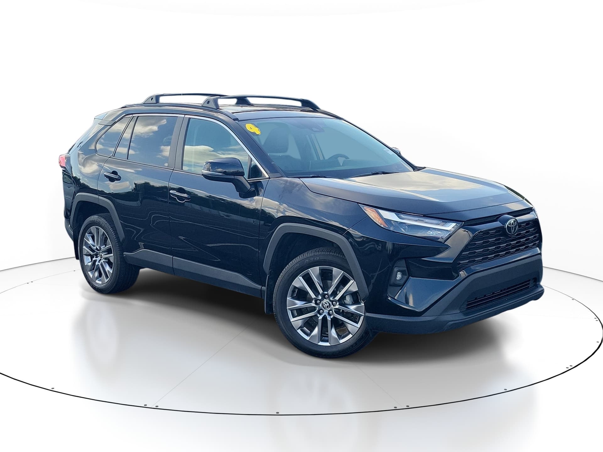 2024 Toyota RAV4 XLE Premium — photo 1 of 20