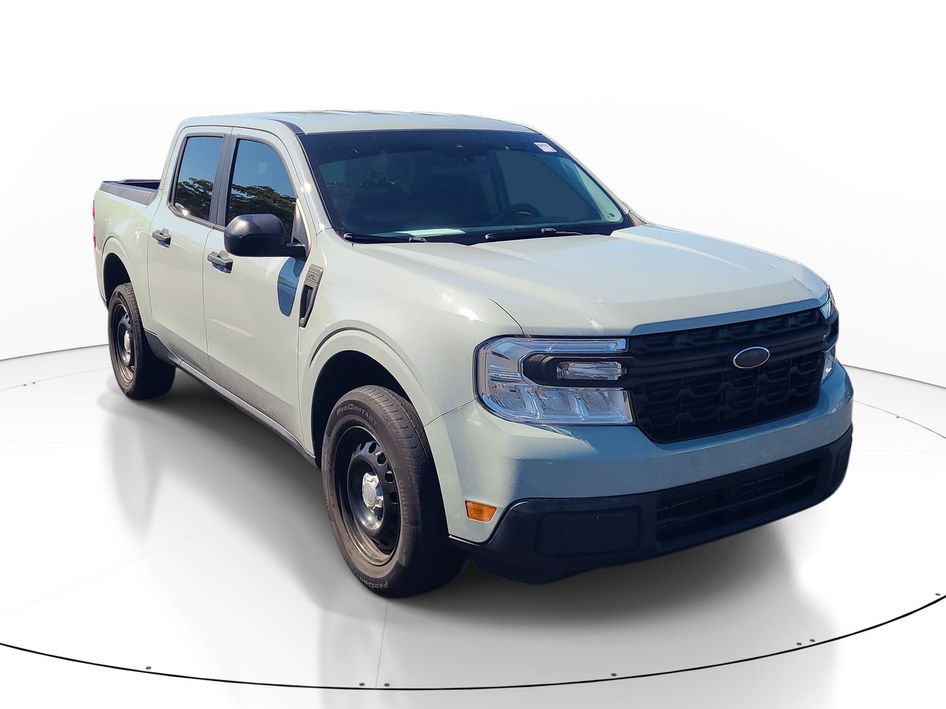 2023 Ford Maverick XL — photo 1 of 5