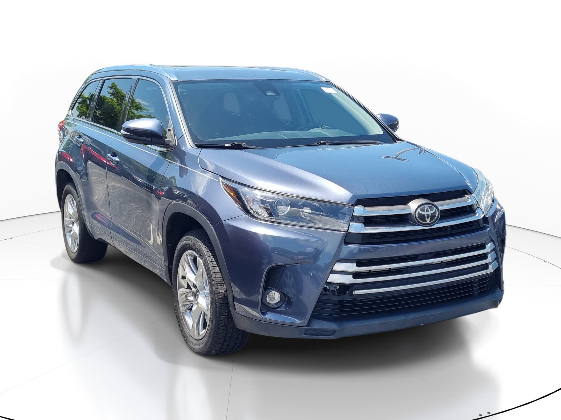 2019 Toyota Highlander Limited — photo 1 of 20