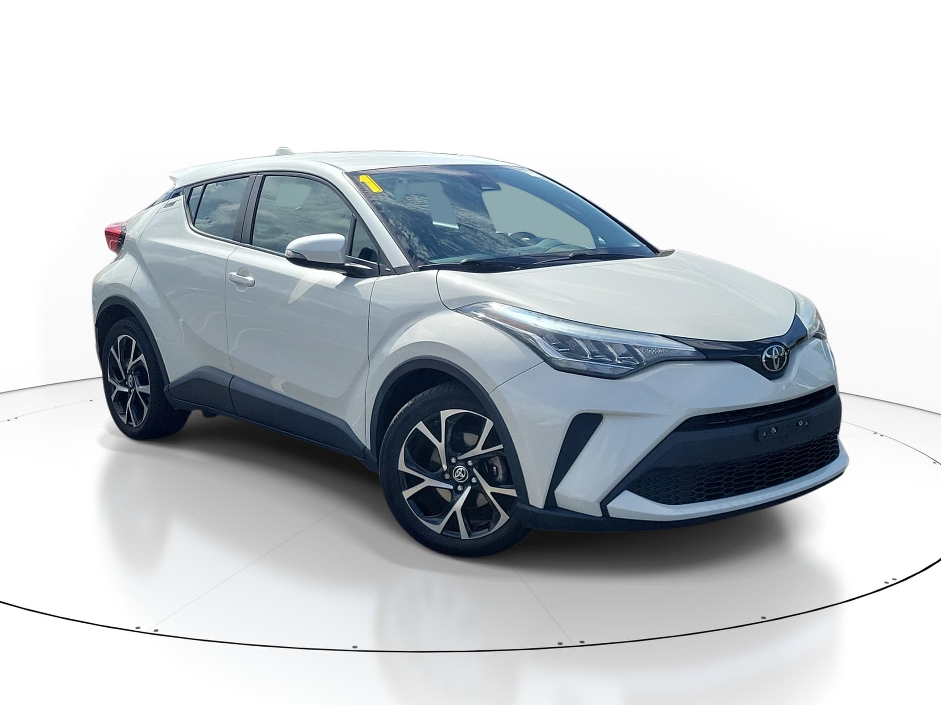 2021 Toyota C-HR XLE — photo 1 of 20