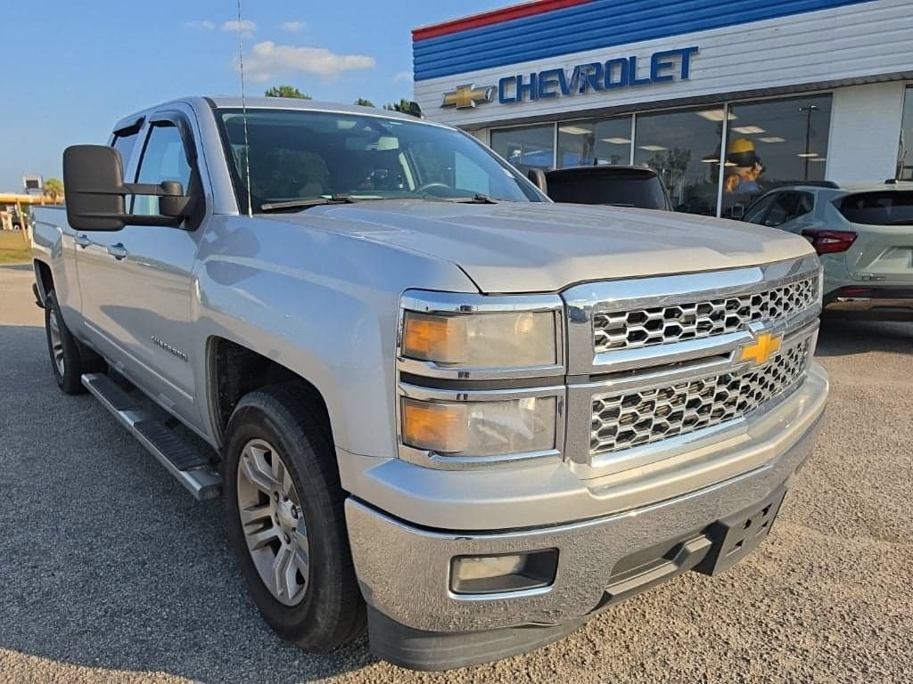 2015 Chevrolet Silverado 1500 LT — photo 1 of 9