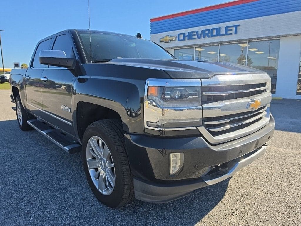 2017 Chevrolet Silverado 1500 High Country — photo 1 of 5