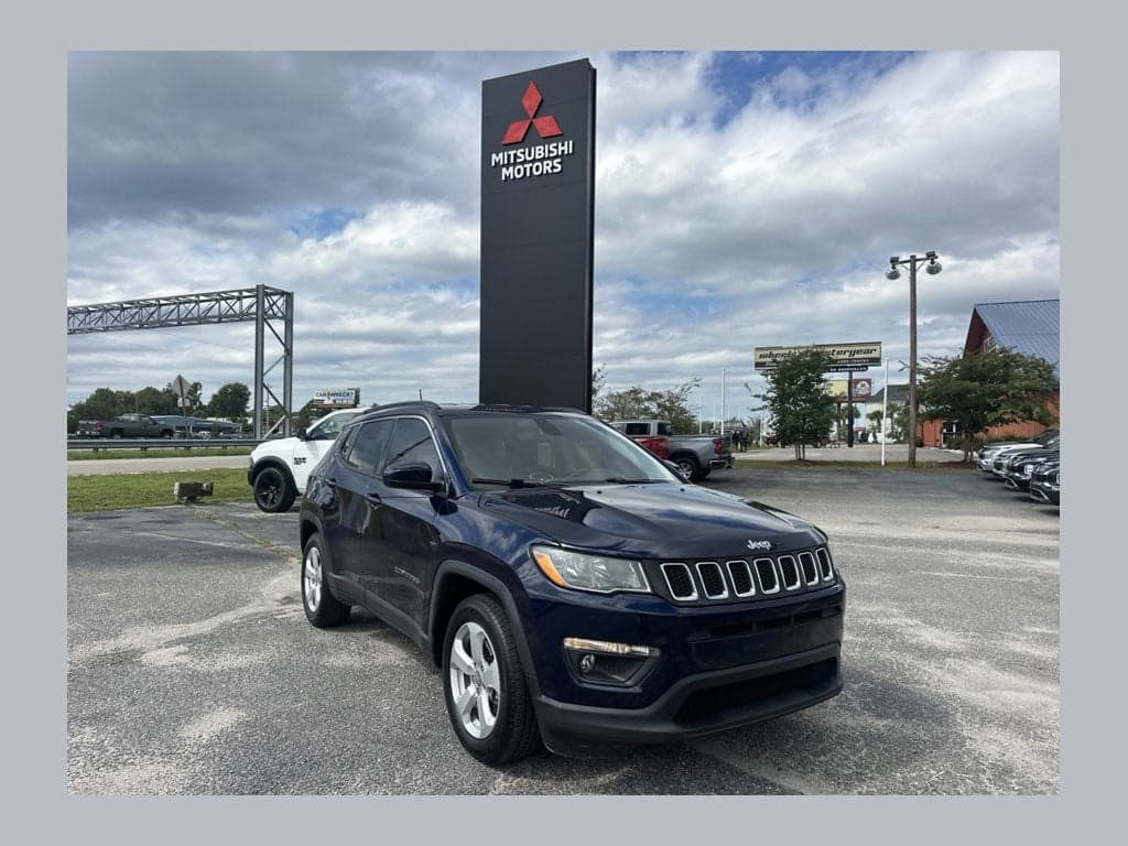 2020 Jeep Compass Latitude — photo 1 of 14