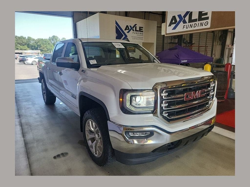 2018 GMC Sierra 1500 SLT — photo 1 of 9