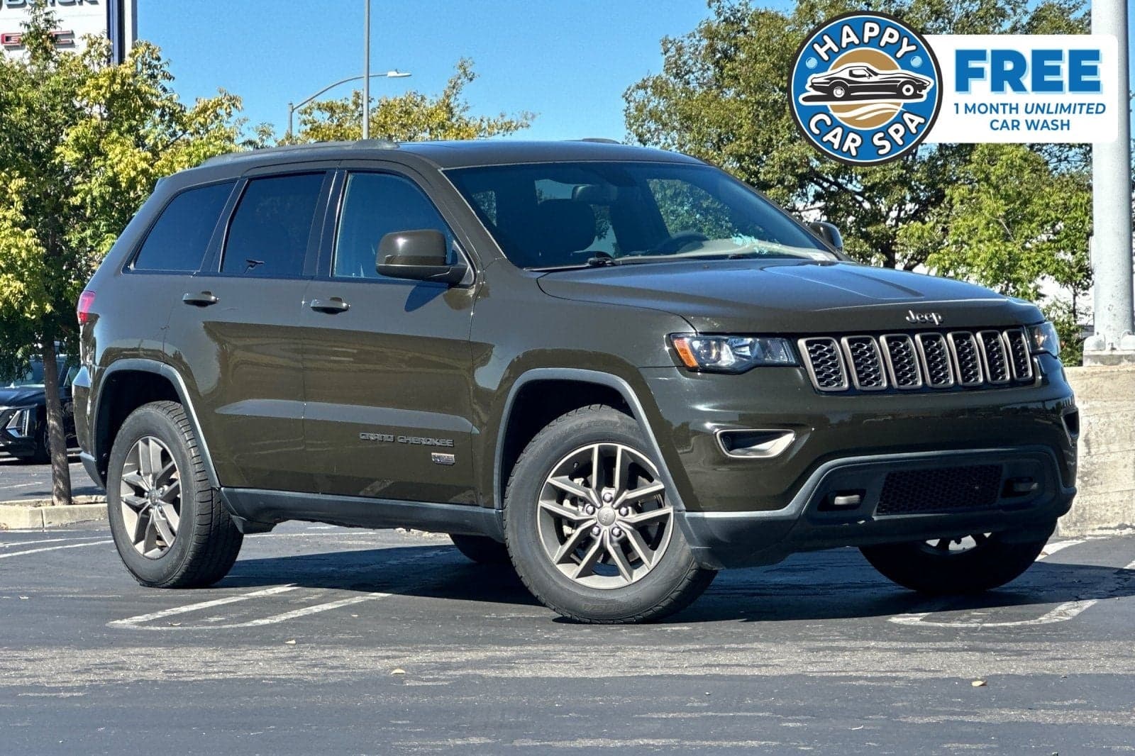 2016 Jeep Grand Cherokee Laredo — photo 1 of 68