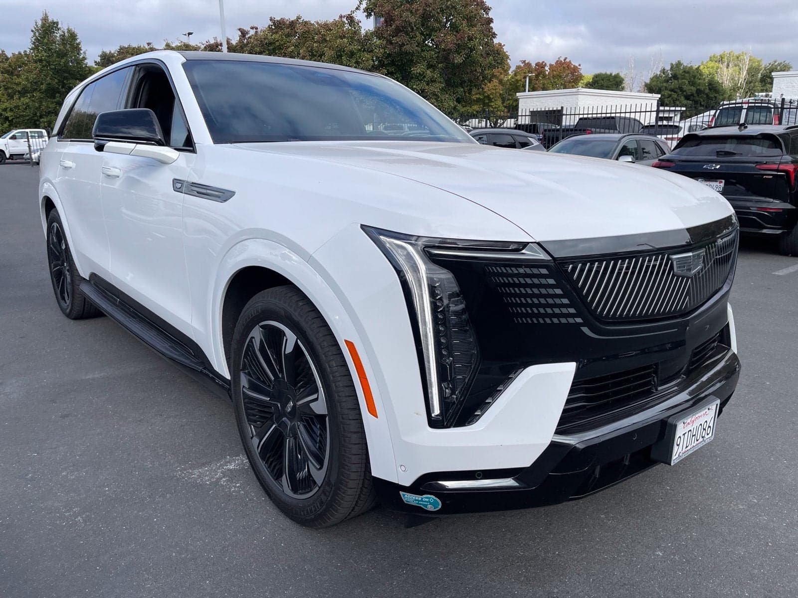2025 Cadillac Escalade IQ Sport 1 — photo 1 of 7