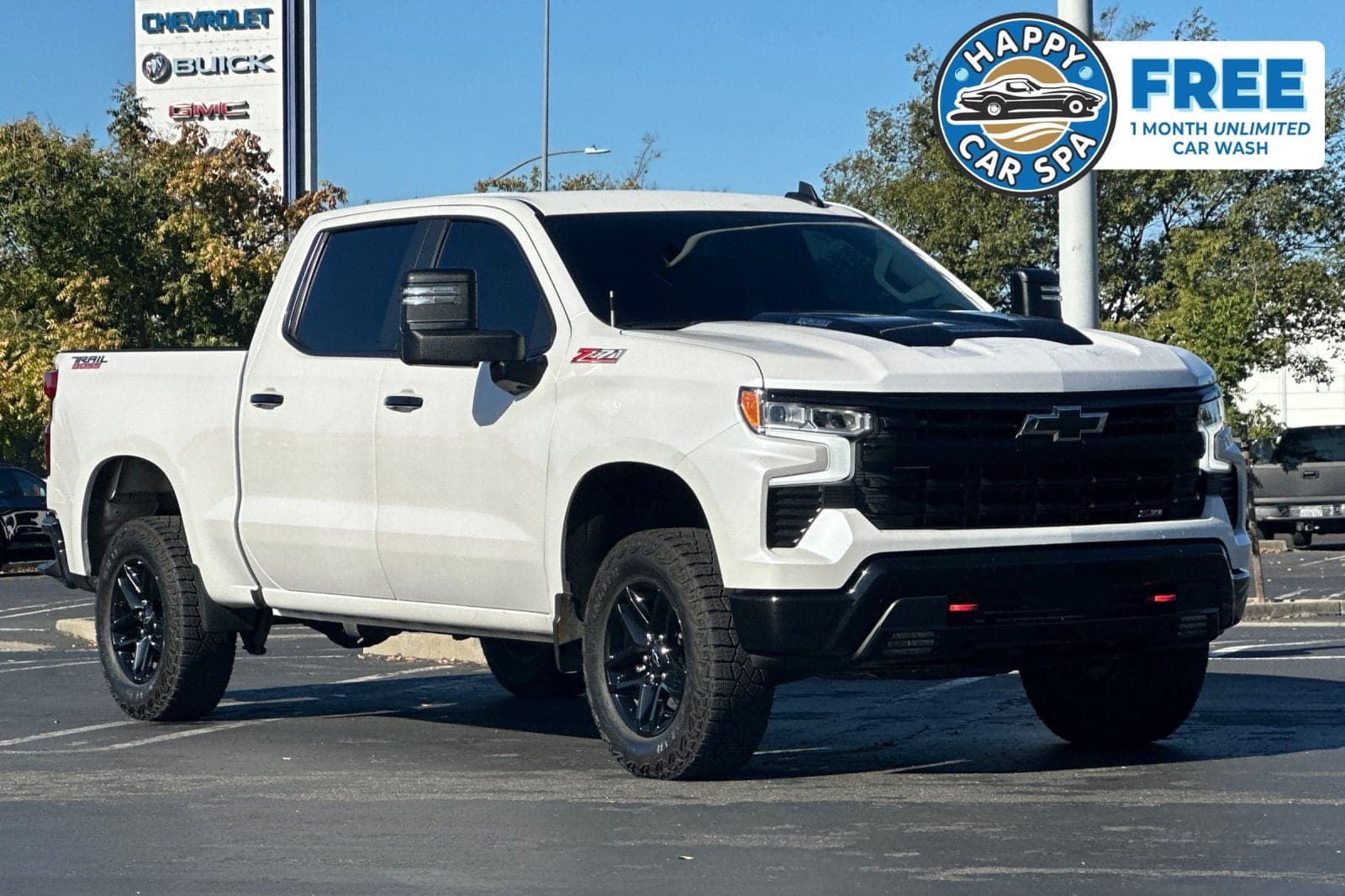 2024 Chevrolet Silverado 1500 LT Trail Boss — photo 1 of 7