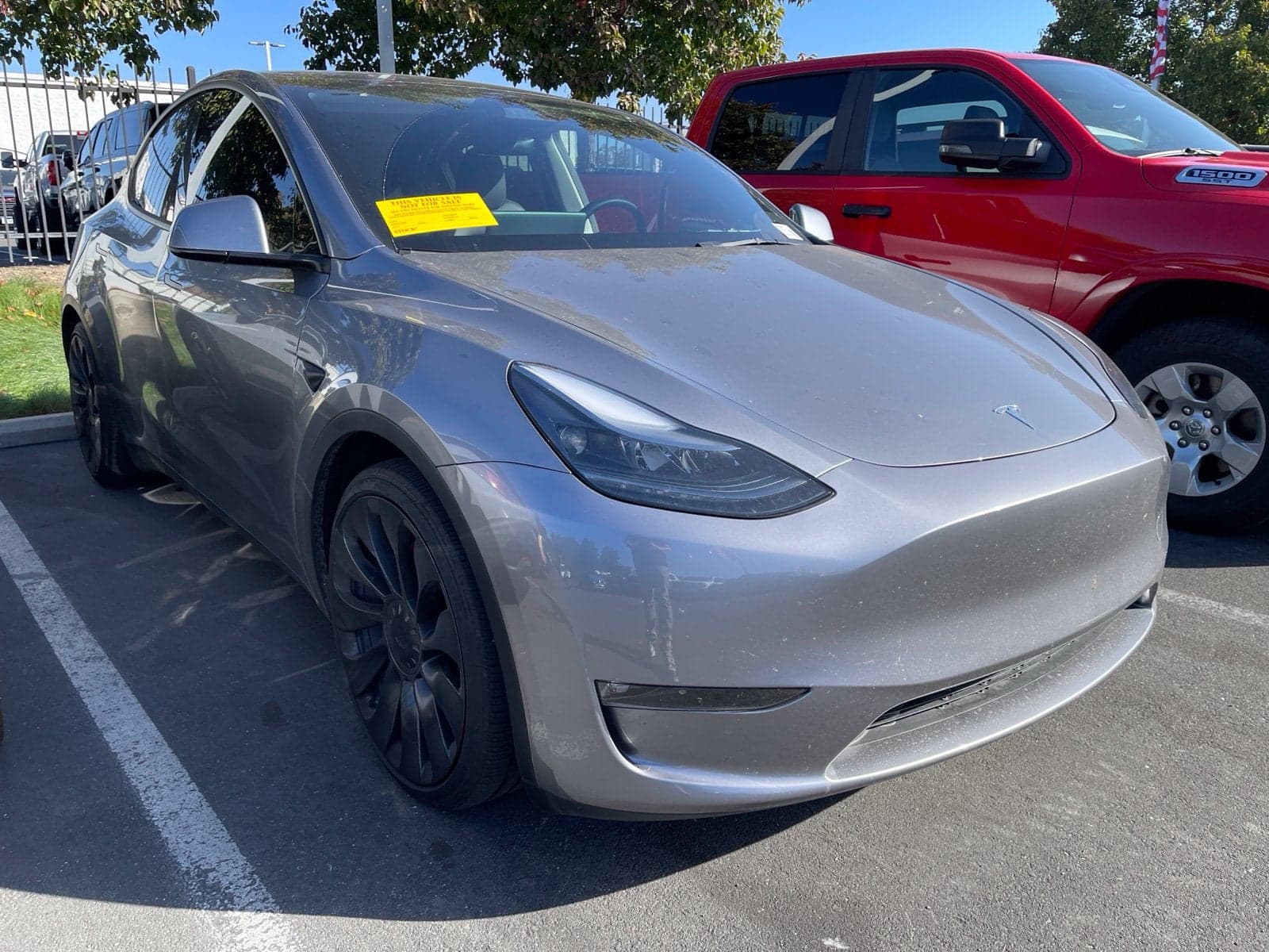 2025 Tesla Model Y Performance — photo 1 of 5