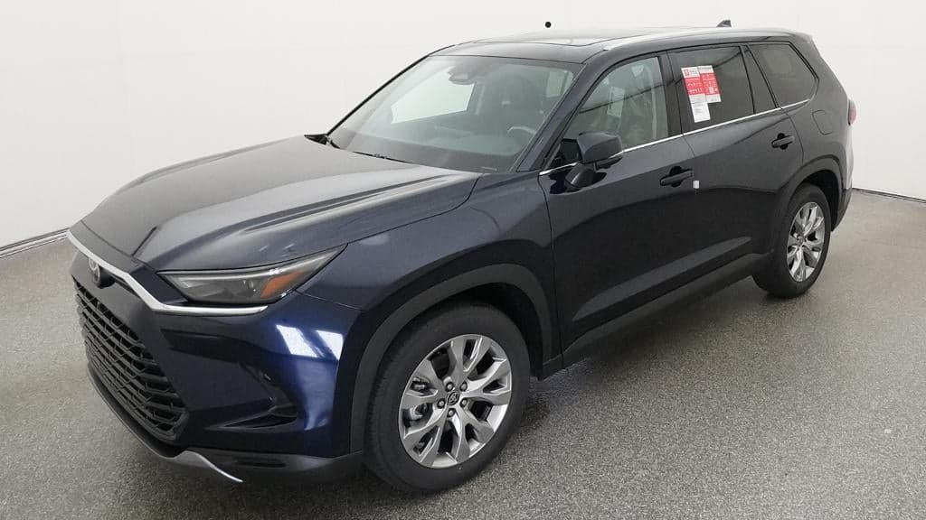 2026 Toyota Grand Highlander Limited — photo 1 of 33