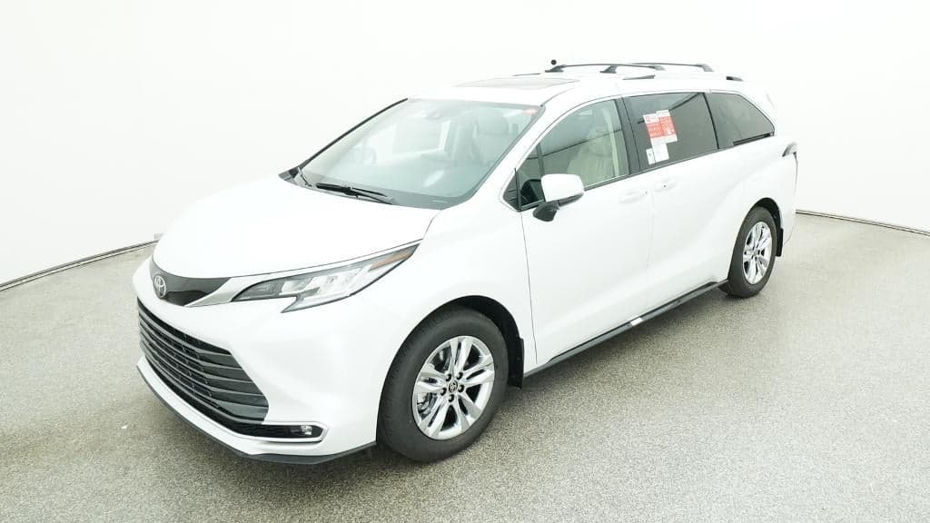 2026 Toyota Sienna Limited — photo 1 of 33