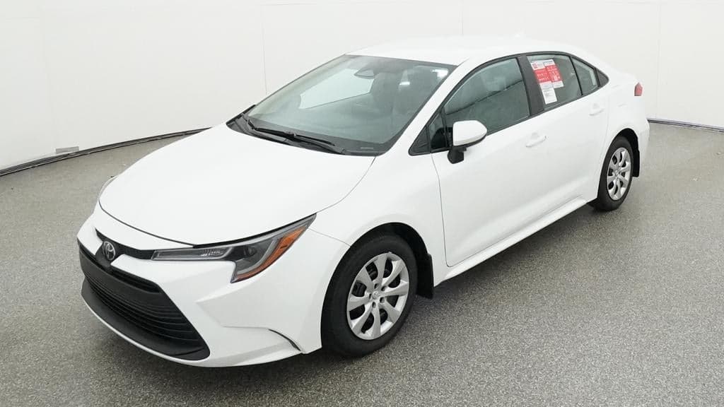 2026 Toyota Corolla LE — photo 1 of 33
