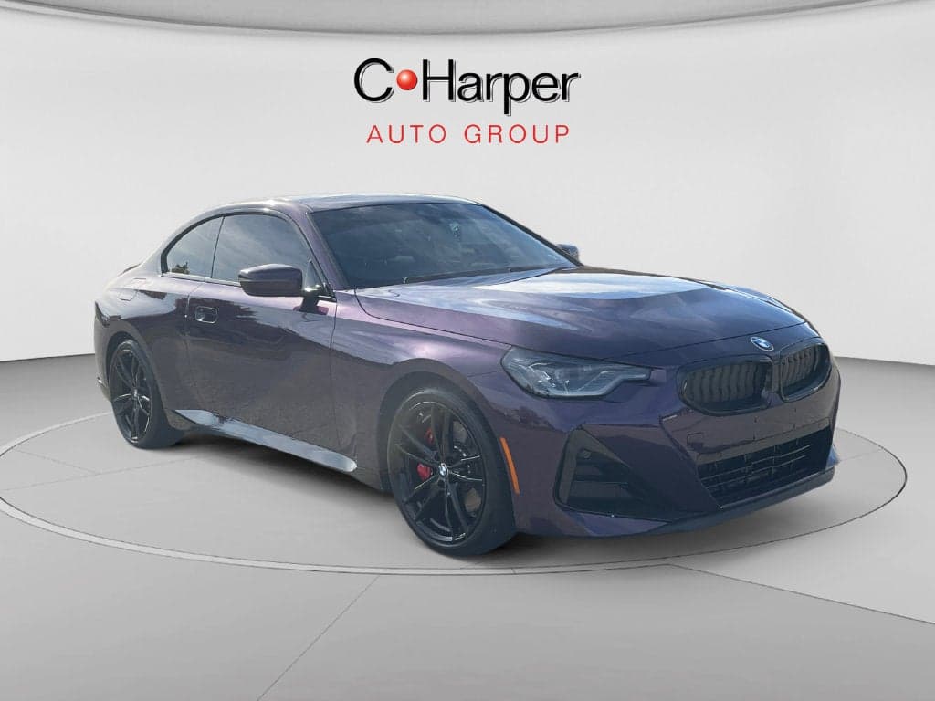 2024 BMW 2 Series 230i xDrive — photo 1 of 5