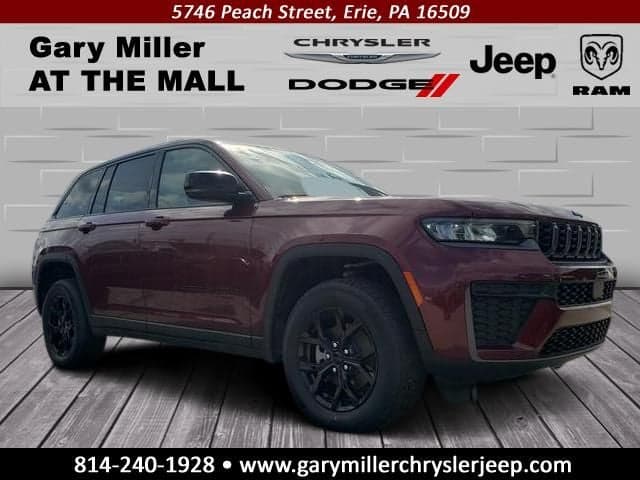 2026 Jeep Grand Cherokee GRAND CHEROKEE LAREDO ALTITUDE 4X4 — photo 1 of 33