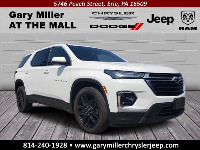 2023 Chevrolet Traverse AWD LS — photo 1 of 33