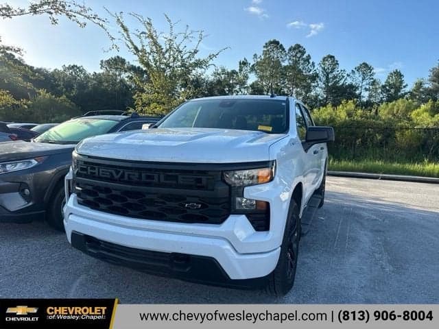 2025 Chevrolet Silverado 1500 Custom — photo 1 of 23
