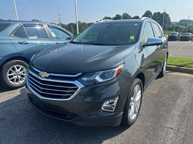 2020 Chevrolet Equinox Premier — photo 1 of 26