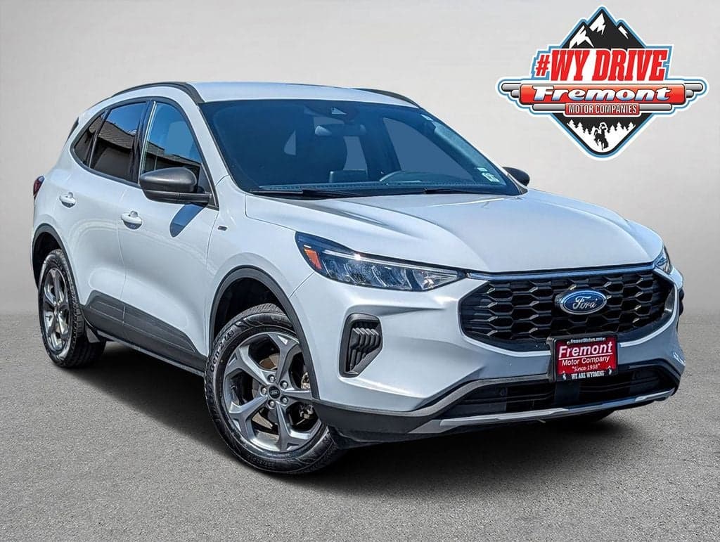 2025 Ford Escape ST-Line — photo 1 of 46