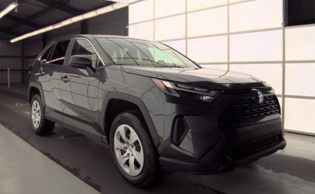 2025 Toyota RAV4 LE — photo 1 of 5