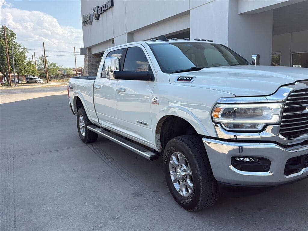 2021 RAM 2500 Laramie — photo 1 of 8